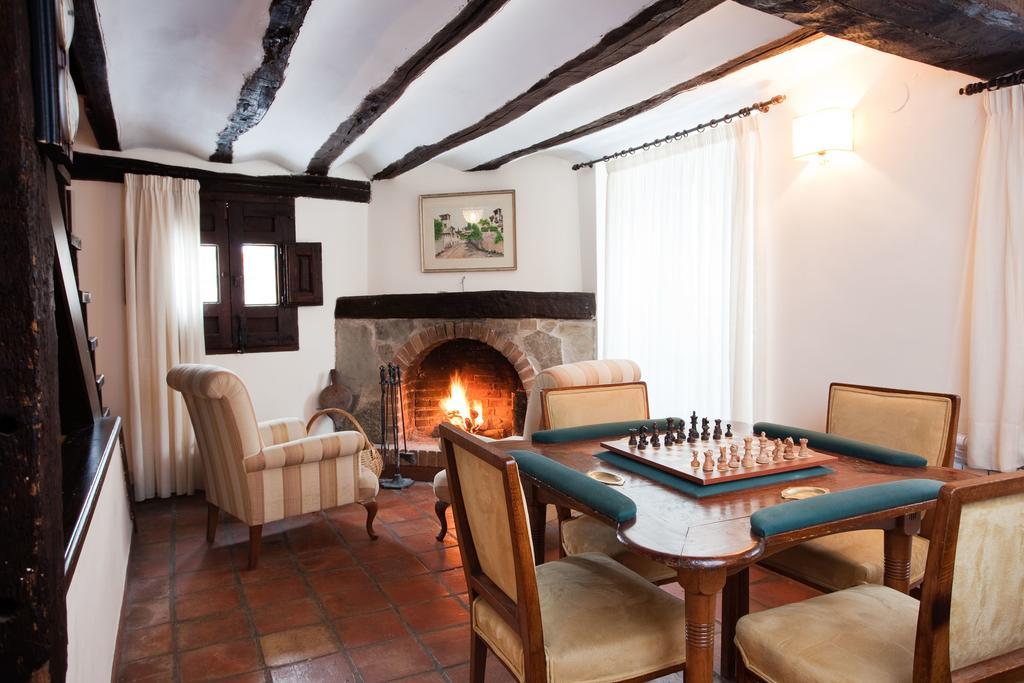 Posada De Urreci Aldeanueva de Cameros Esterno foto