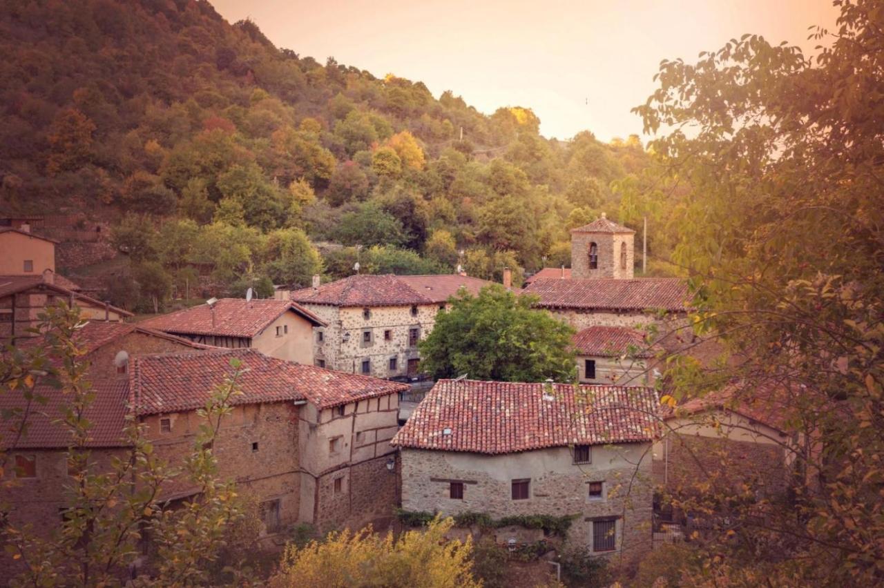 Posada De Urreci Aldeanueva de Cameros Esterno foto